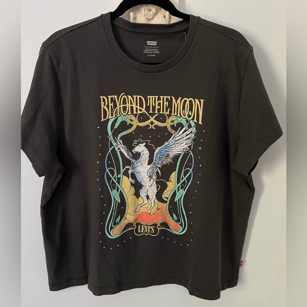 Levi's Pegasus Black Tee ~ XL